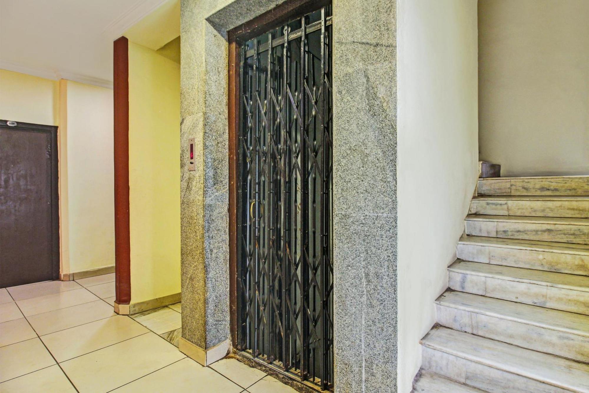 Hotel O Ruma Near Nampally Railway Station Hajdarabad Zewnętrze zdjęcie